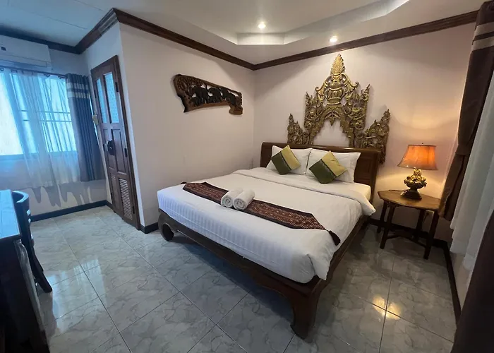 Pha Thai House