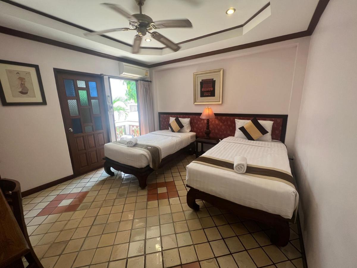 Pha Thai House 2*