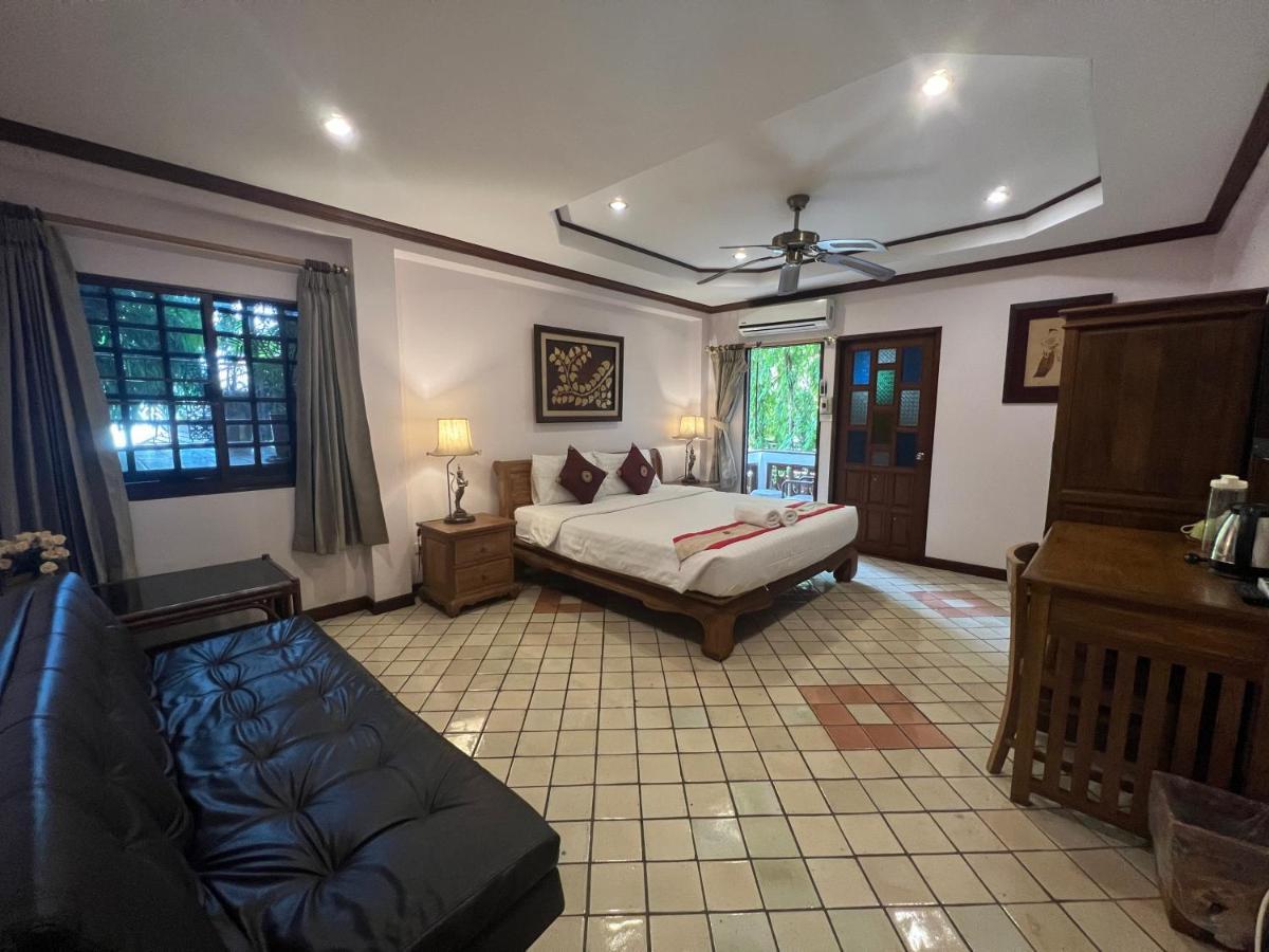 Отель Pha Thai House 2*